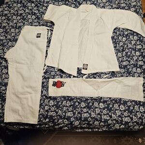 Karate 3pc by mikado